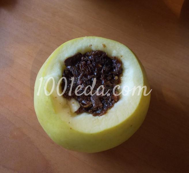 Вкусное и полезное яблочко с начинкой в мультиварке: рецепт с пошаговым фото - Шаг №4