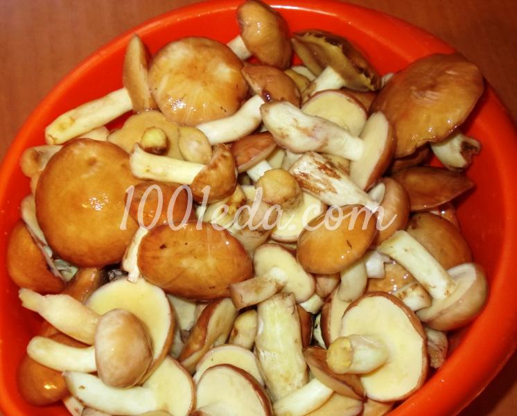 Вкусный пирог с грибами из слоеного теста: рецепт с пошаговым фото - Шаг №1
