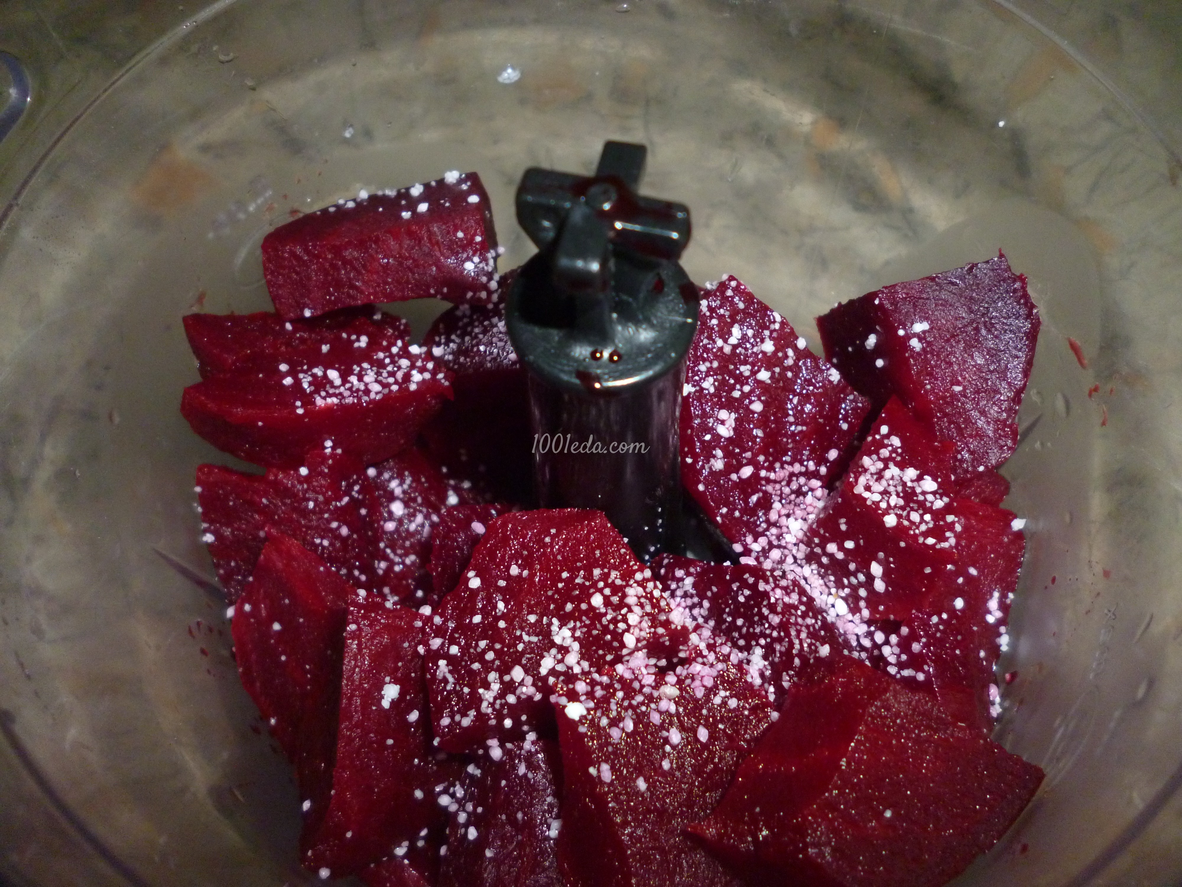 Холодный свекольник со щавелем и черносливом: рецепт с пошаговым фото - Шаг №4