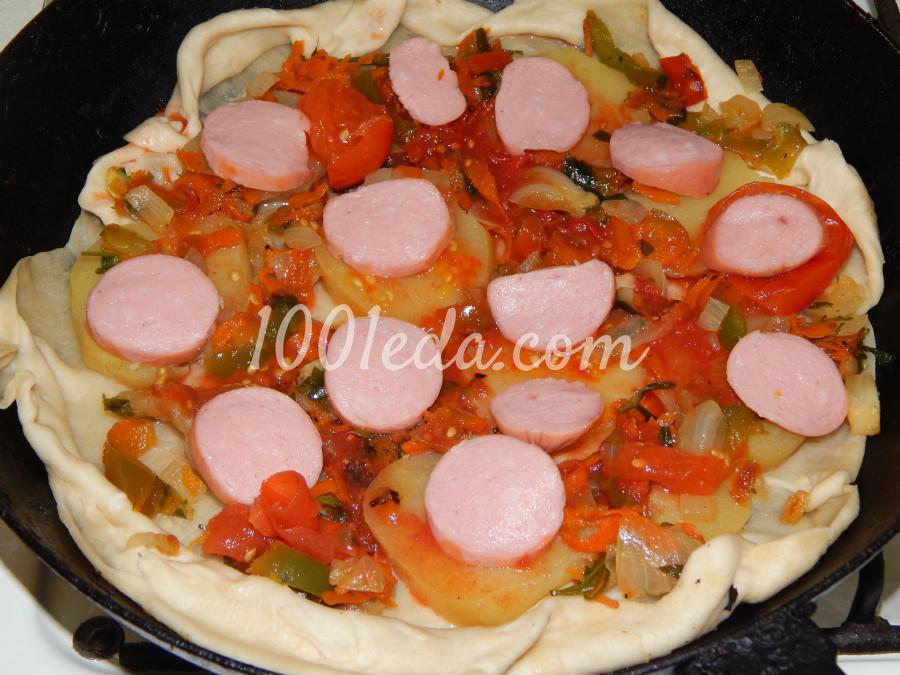 Хрустящая пицца с картофелем и сосисками: рецепт с пошаговым фото - Шаг №7