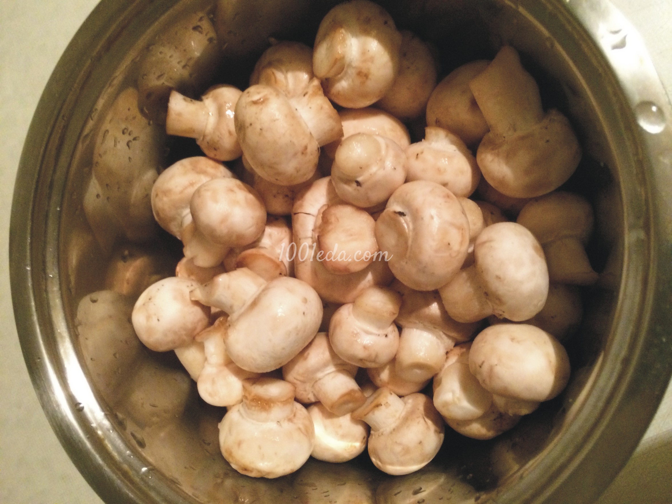 Хрустящие маринованные грибочки: рецепт с пошаговым фото - Шаг №2