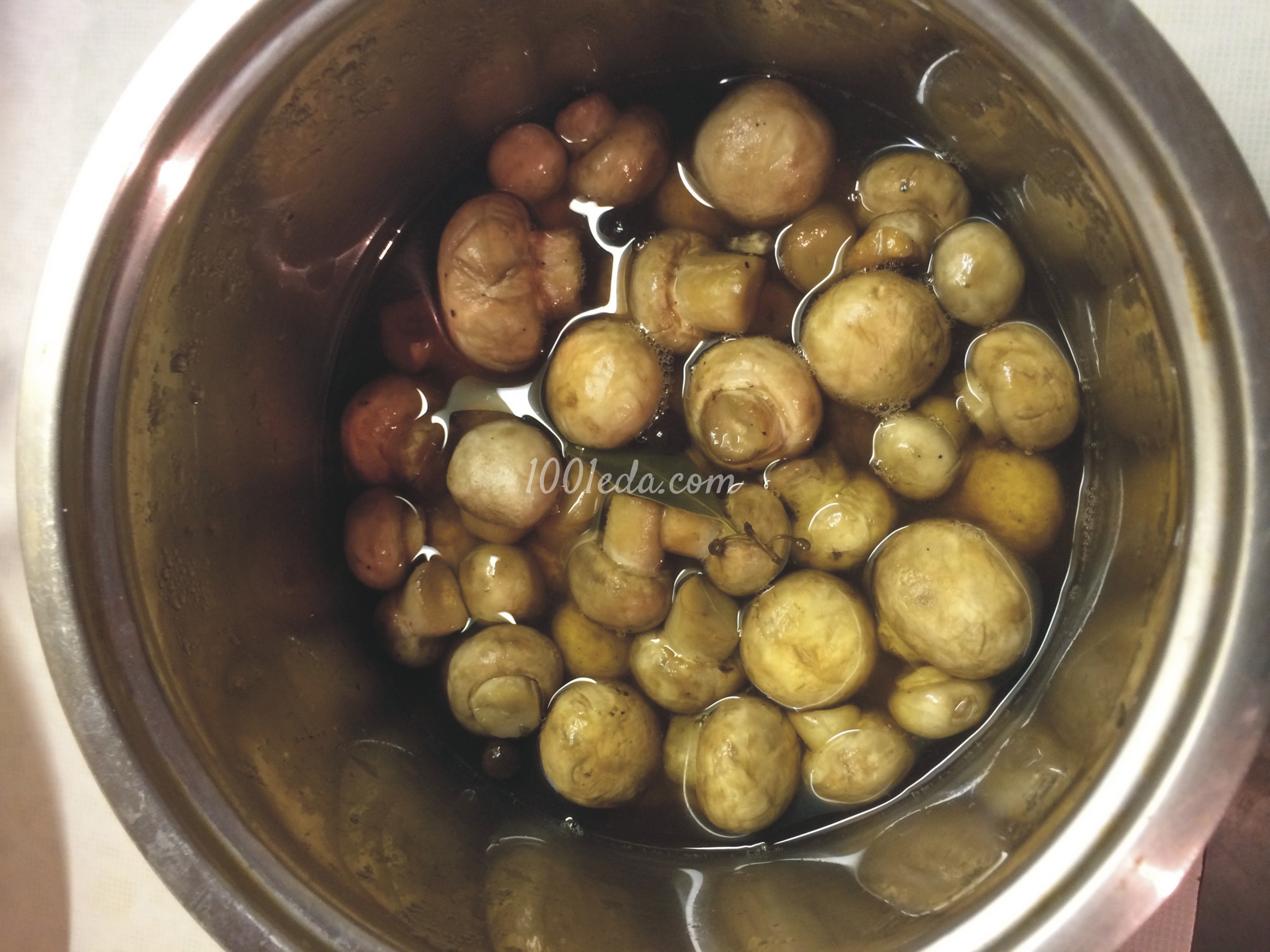 Хрустящие маринованные грибочки: рецепт с пошаговым фото - Шаг №4