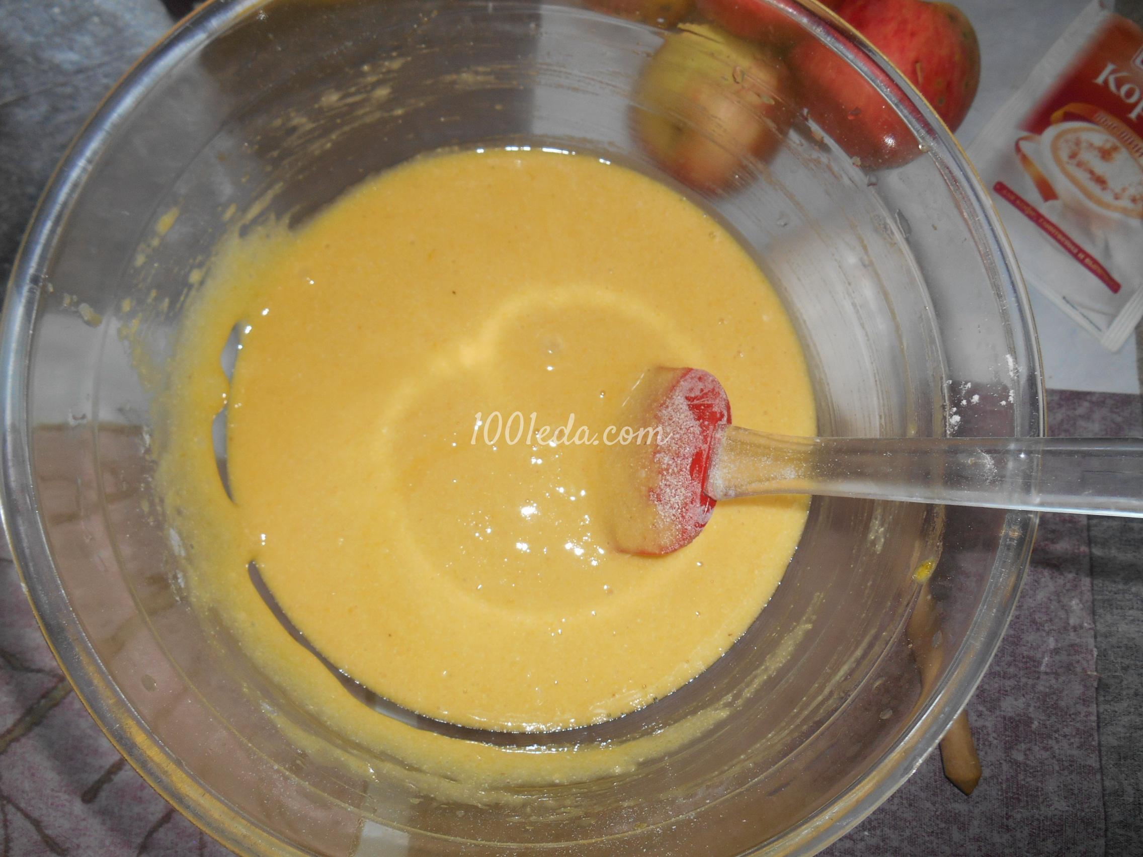 Яблочная шарлотка из кукурузной муки: рецепт с пошаговым фото - Шаг №7