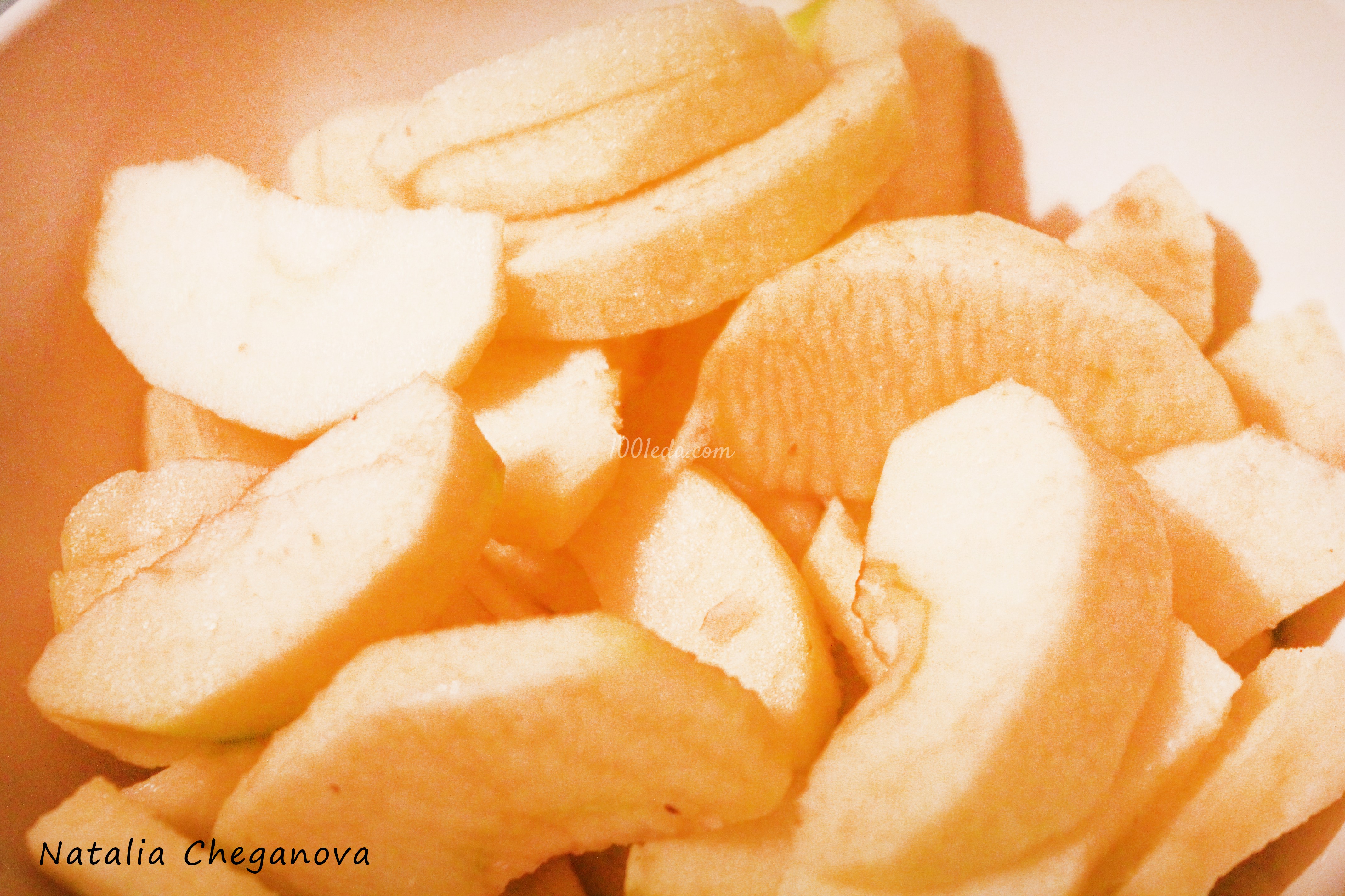 Яблочно-ореховый пирог с сухофруктами: рецепт с пошаговым фото - Шаг №13