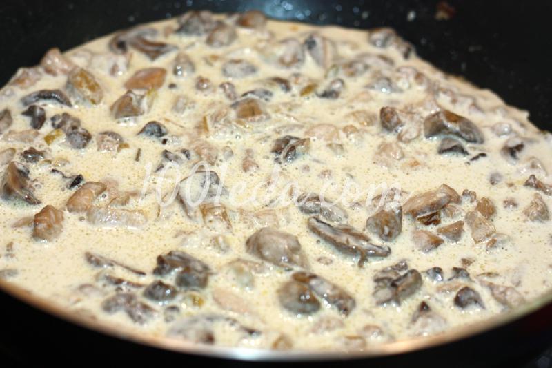 Запеканка из картофеля с грибами в белом соусе под сыром: рецепт с пошаговым фото - Шаг №3