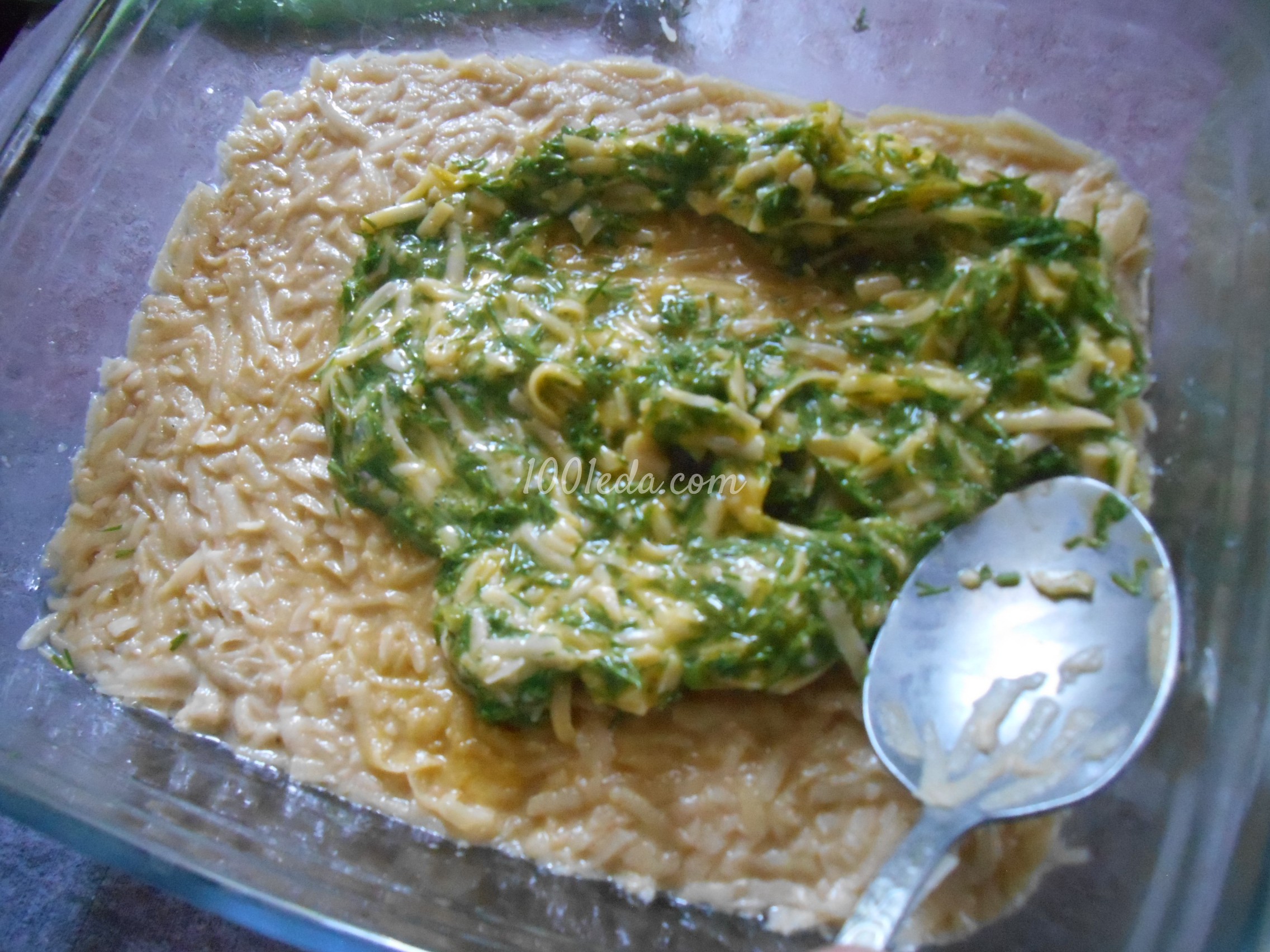 Запеканка из тертого картофеля с сыром, чесноком и зеленью: рецепт с пошаговым фото - Шаг №12