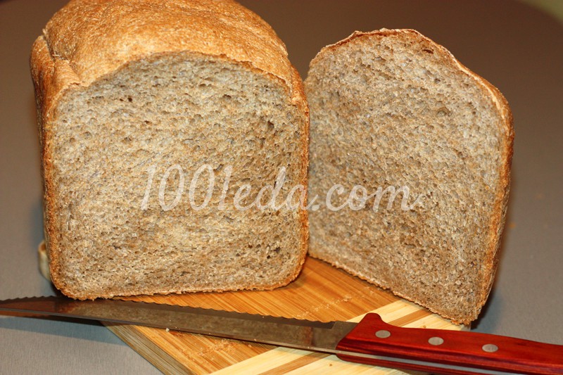 Хлеб из цельнозерновой муки с хлебопечке.