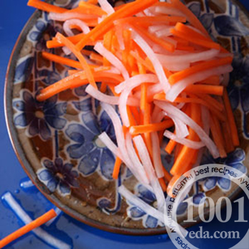 Морковь и дайкон по-корейски