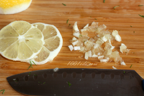 Сочный салат Привет из лета с лимоном