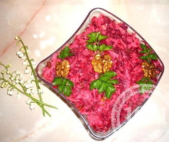 Салат со свеклой и яблоком
