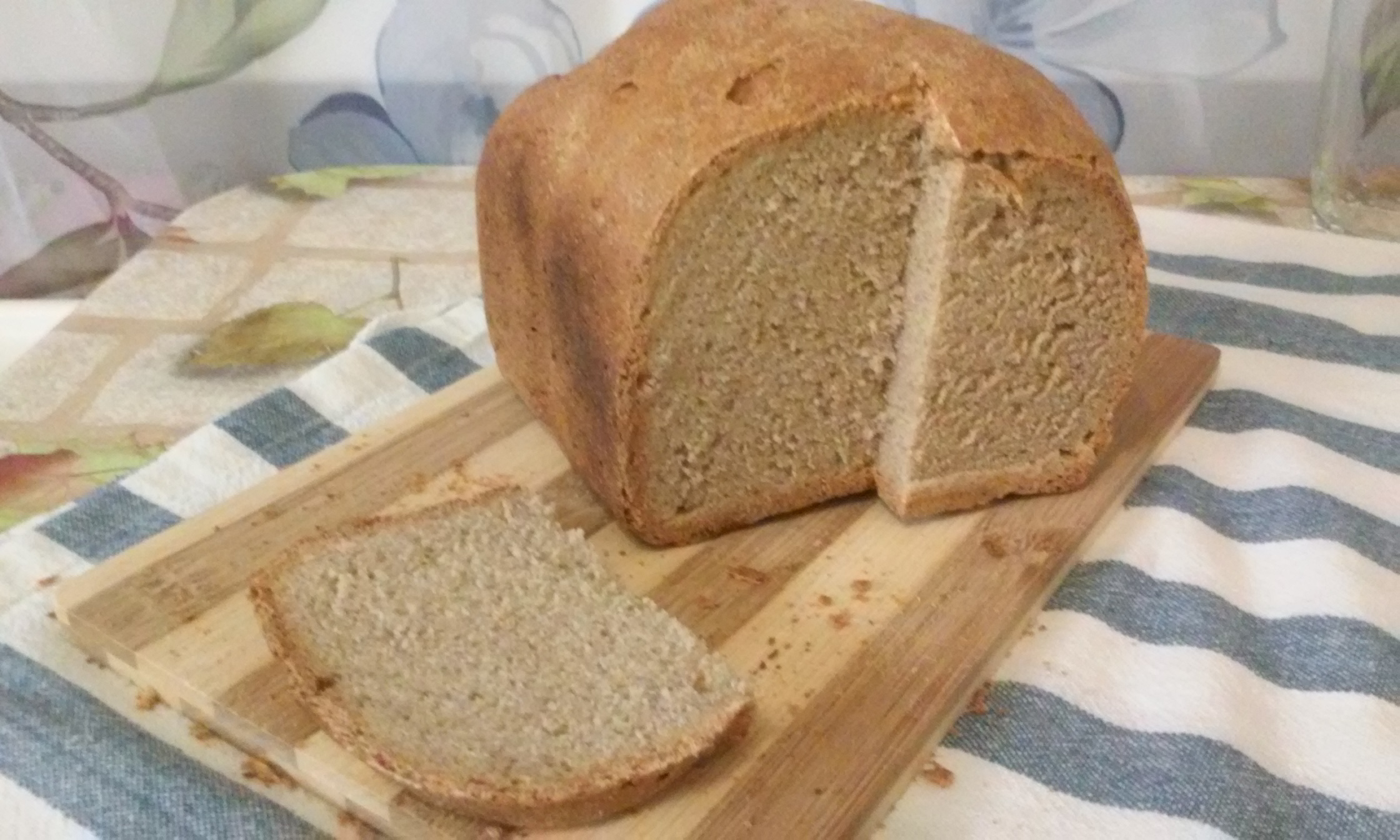 Рецепт постного хлеба в духовке в домашних. Ржано-пшеничный хлеб. Ржано-пшеничный хлеб ржано-пшеничный хлеб. Хлеб пшеничный бездрожжевой. Ржано-пшеничный хлеб в хлебопечке.