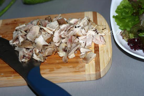 Овощной салат с курицей и сухариками: рецепт с пошаговым фото