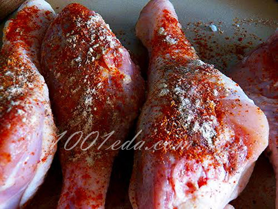 Запеченные куриные голени в сухарях