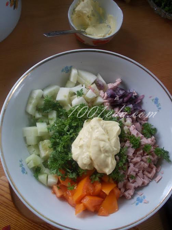Салат с виноградом Радость: рецепт с пошаговым фото