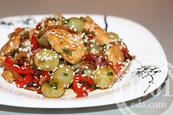 Куриное филе с овощами и виноградом: рецепт с пошаговым фото