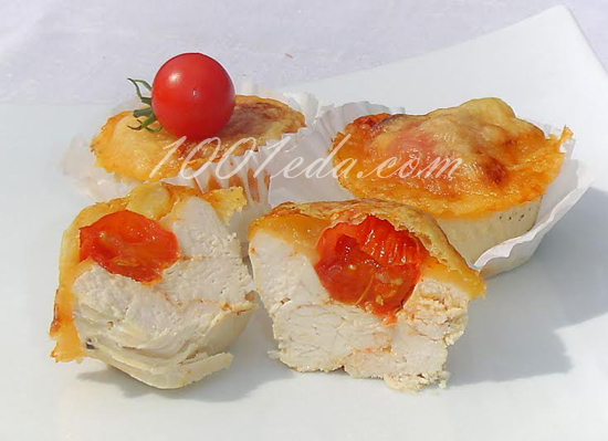 Запеченное куриное филе с помидорами и сыром