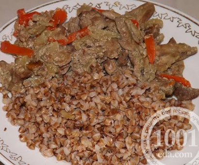 Куриная печень с болгарским перцем и с молоком в мультиварке