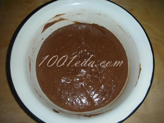 Шоколадный пирог с грушами
