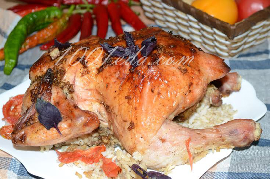 Курица фаршированная рисом в соевом соусе с салом