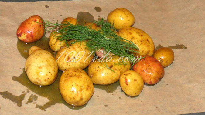 Картофель с чесноком в пекарской бумаге: рецепт с пошаговым фото