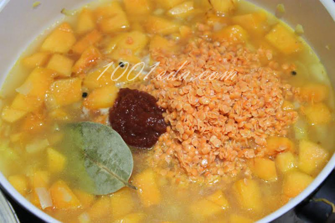 Тыквенно-чечевичный суп-пюре