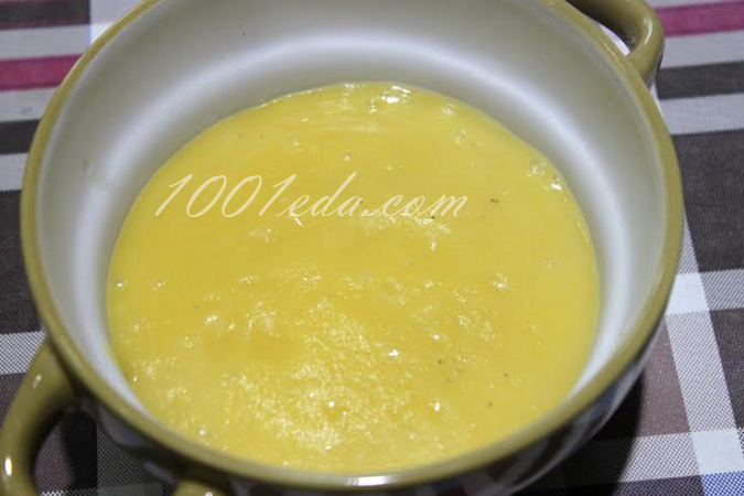 Суп-пюре из картофеля и тыквы с пармезаном