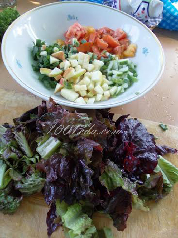 Салат с листьями салата