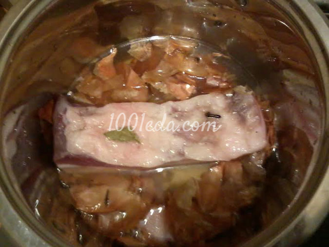 Вареное сало в луковой шелухе: рецепт с пошаговым фото