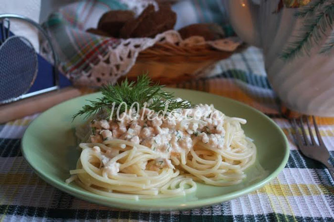 Спагетти с куриным фаршем в белом соусе