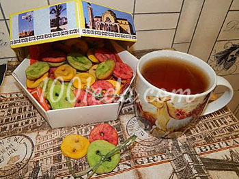 Разноцветные пуговки к чаю