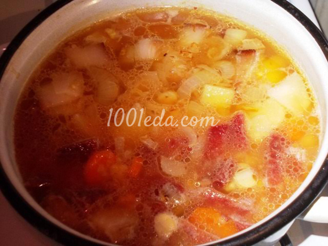 Суп-пюре с горохом и копченым салом: рецепт с пошаговым фото