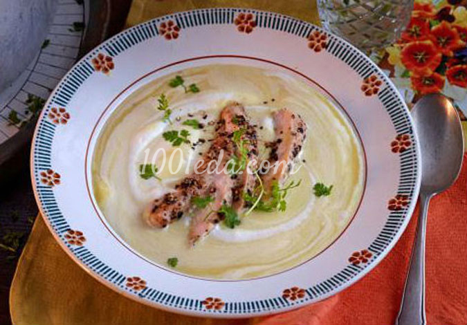 Острый кукурузный крем-суп с лососем
