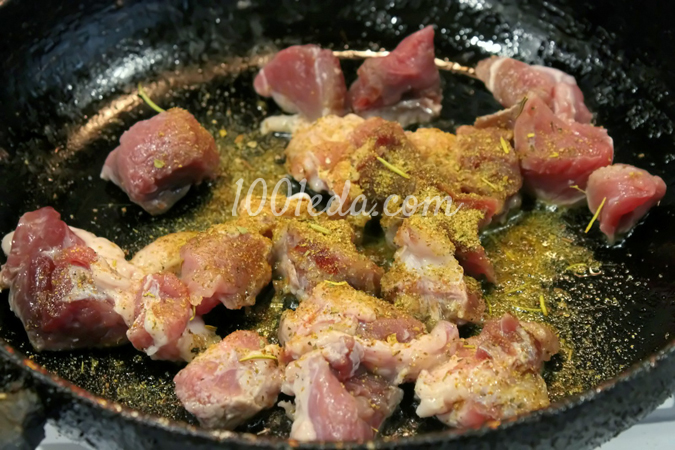 Перловка со свининой в горшочке: рецепт с пошаговым фото