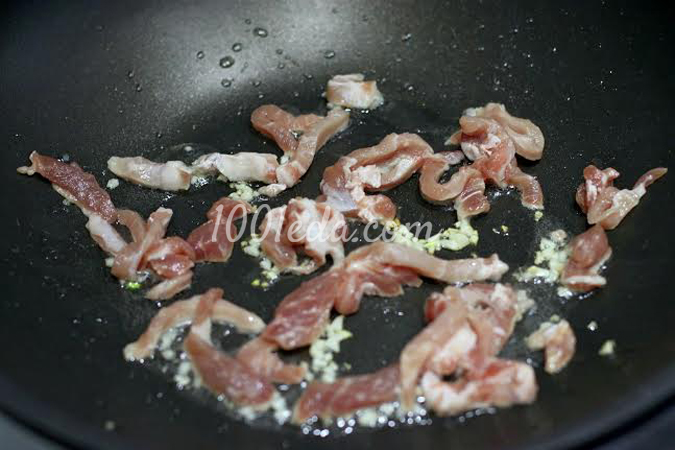 Лапша со свининой в воке: рецепт с пошаговым фото