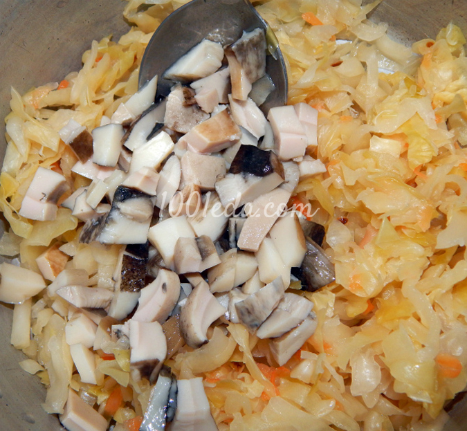 Винегрет с квашеной капустой и белыми грибами: рецепт с пошаговым фото