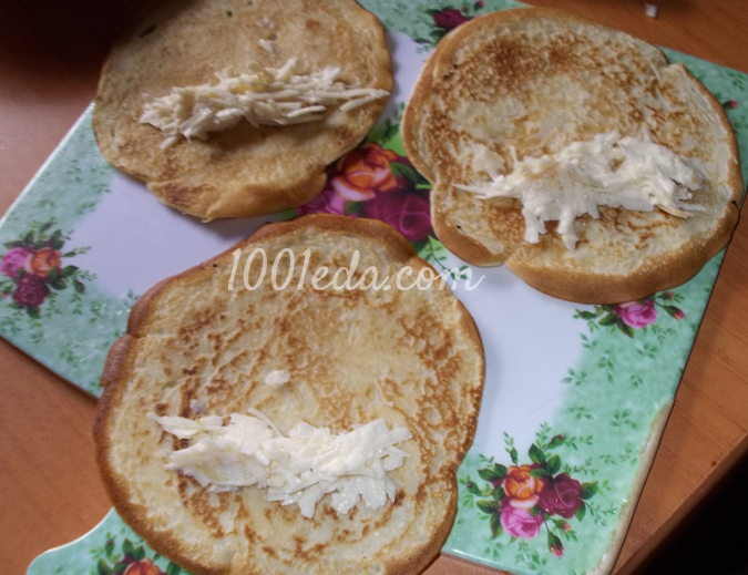 Блинчики с чесночно-сырной начинкой: рецепт с пошаговым фото