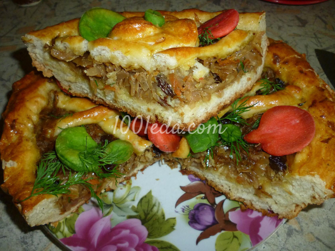 Пирог с капустой, яблоком и изюмом: рецепт с пошаговым фото