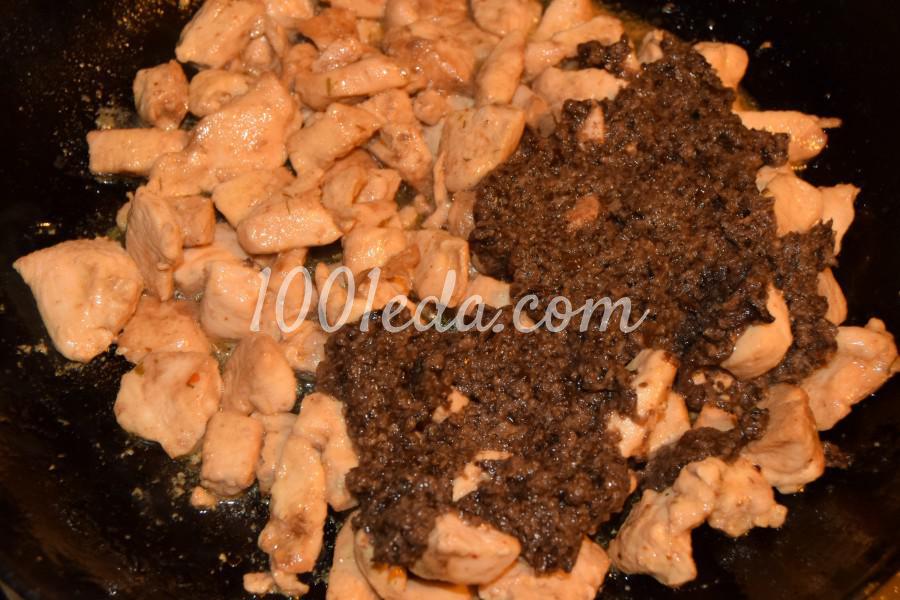 Куриная грудка с грибами в духовке: рецепт с пошаговым фото - Шаг №3