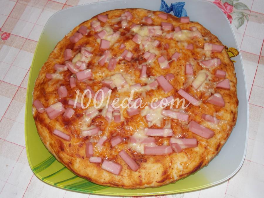 Пирог-пицца с колбасой и сыром из вкусного теста