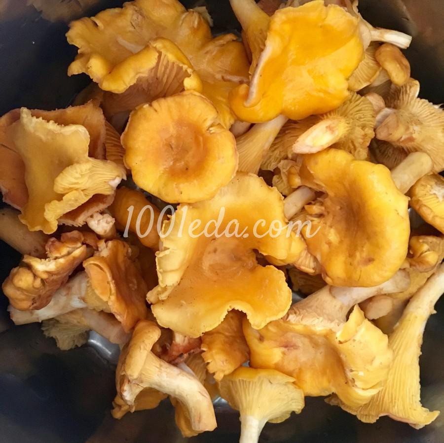Жаркое с картофелем и лисичками: пошаговый с фото - Шаг №1 Жаркое с картофелем и лисичками: пошаговый с фото - Шаг №1