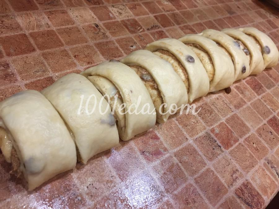 Сдобные булочки с изюмом и корицей: пошаговый с фото - Шаг №13 Сдобные булочки с изюмом и корицей: пошаговый с фото - Шаг №13