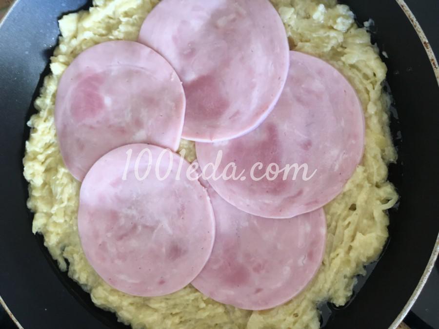 Быстрый картофельный пирог с ветчиной и сыром: пошаговый с фото - Шаг №4 Быстрый картофельный пирог с ветчиной и сыром: пошаговый с фото - Шаг №4