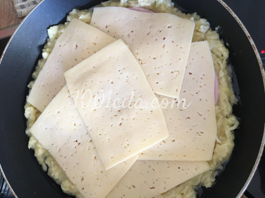 Быстрый картофельный пирог с ветчиной и сыром: пошаговый с фото - Шаг №5 Быстрый картофельный пирог с ветчиной и сыром: пошаговый с фото - Шаг №5