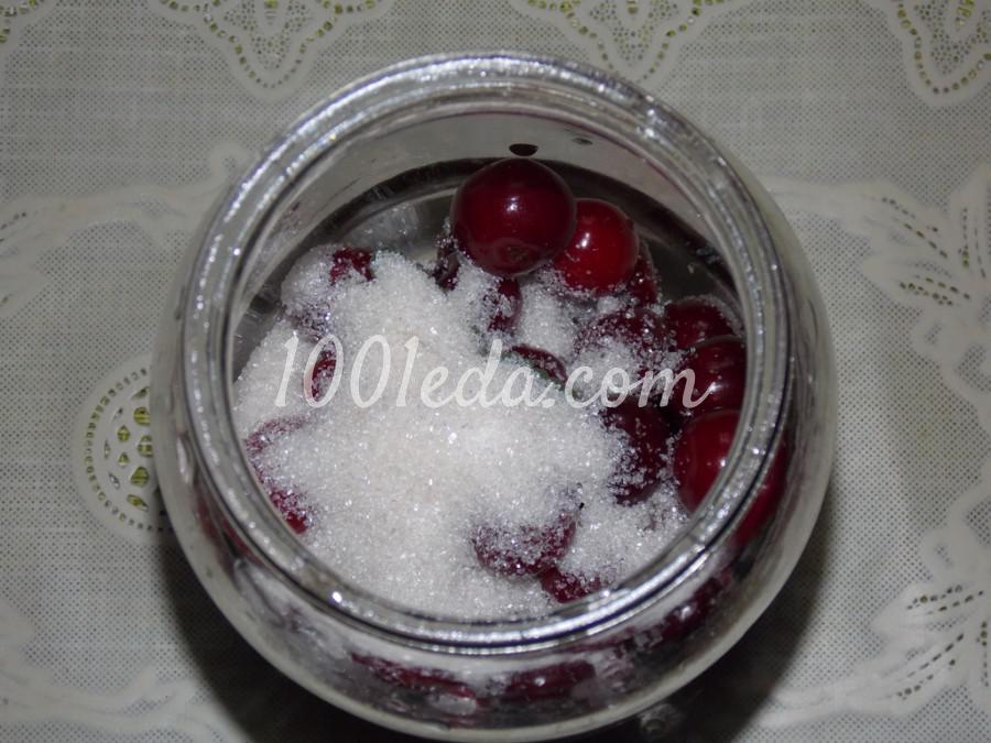 Компот из вишни с мелиссой на зиму: пошаговое фото - Шаг №5