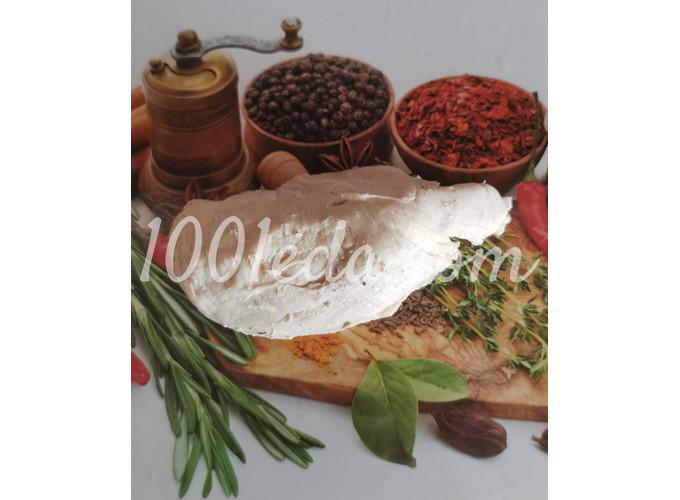 Яичные блинчики с мясом куриной грудки и томатами: пошаговое фото - Шаг №1 Яичные блинчики с мясом куриной грудки и томатами: пошаговое фото - Шаг №1