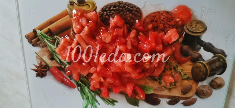 Яичные блинчики с мясом куриной грудки и томатами: пошаговое фото - Шаг №5 Яичные блинчики с мясом куриной грудки и томатами: пошаговое фото - Шаг №5