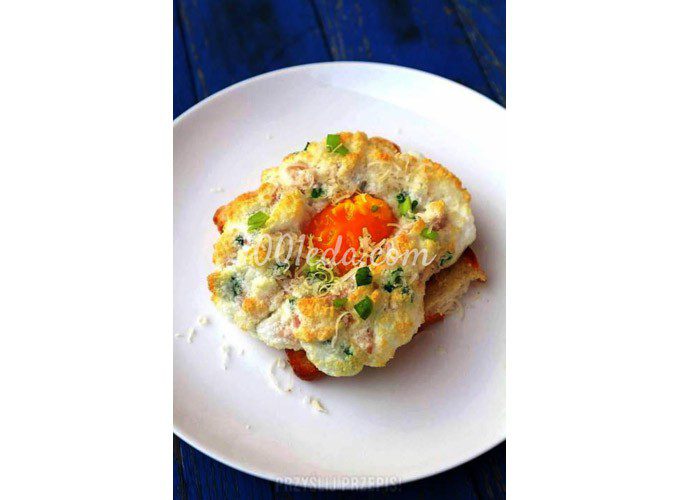 Вкусный завтрак "Яйца на облаке"