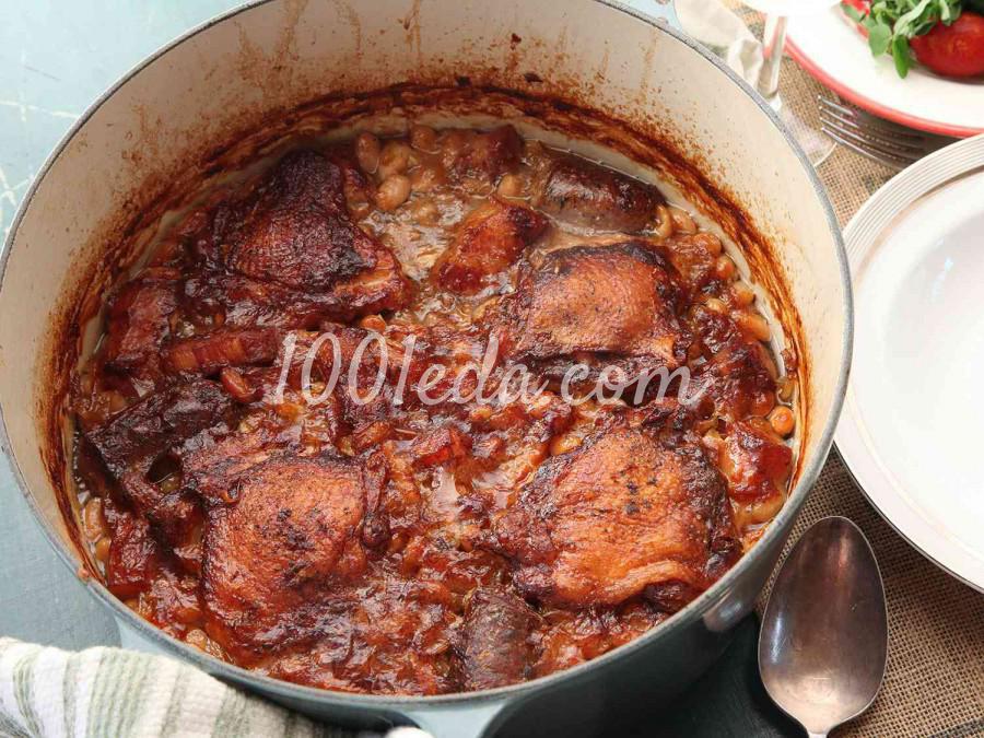 Кассуле из белой фасоли с курицей, грудинкой и колбасками: пошаговое фото - Шаг №12 Кассуле из белой фасоли с курицей, грудинкой и колбасками: пошаговое фото - Шаг №12