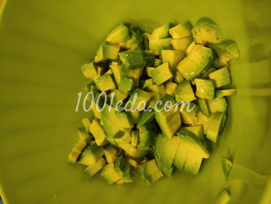 Легкий десертный салат с авокадо, грушей и сыром: пошаговый с фото - Шаг №3