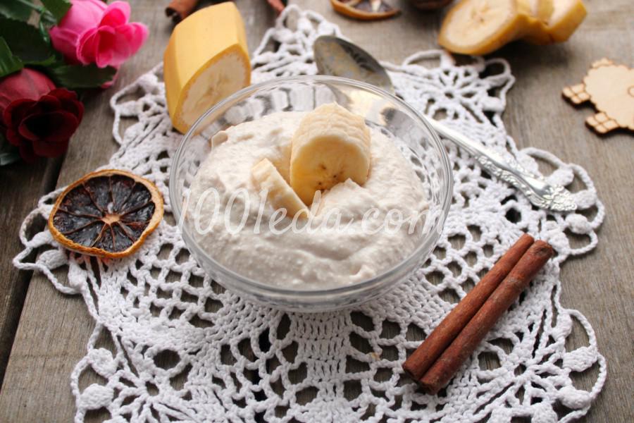Творожный десерт с бананом
